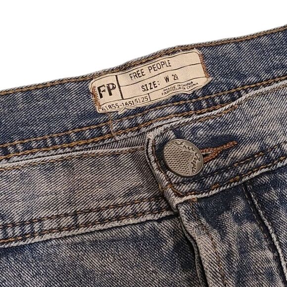 Free People Rolled Hem Button Fly Denim Shorts, Distressed, frayed Hemline | 29 - Picture 4 of 10